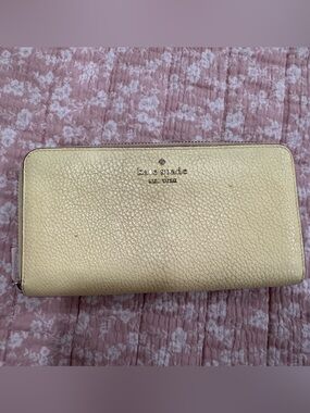 Kate Spade Yellow Wallet